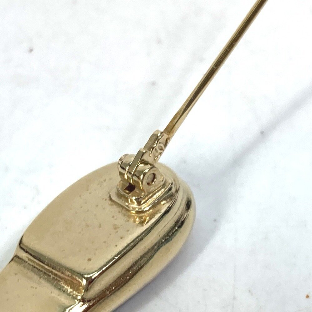 CHANEL Authentic Gold Brooch - Picture 8 of 11